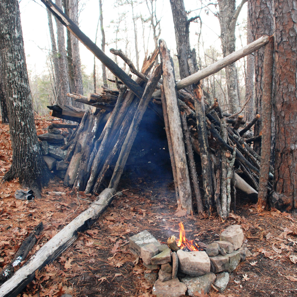 تجهیزات ضروری کمپینگ و آفرود: راهنمای انتخاب ابزار حرفهای BAHCO برای ماجراجویی با خودرو در چه نوع سفرهایی به ابزارهای برش و آمادهسازی نیاز داریم؟