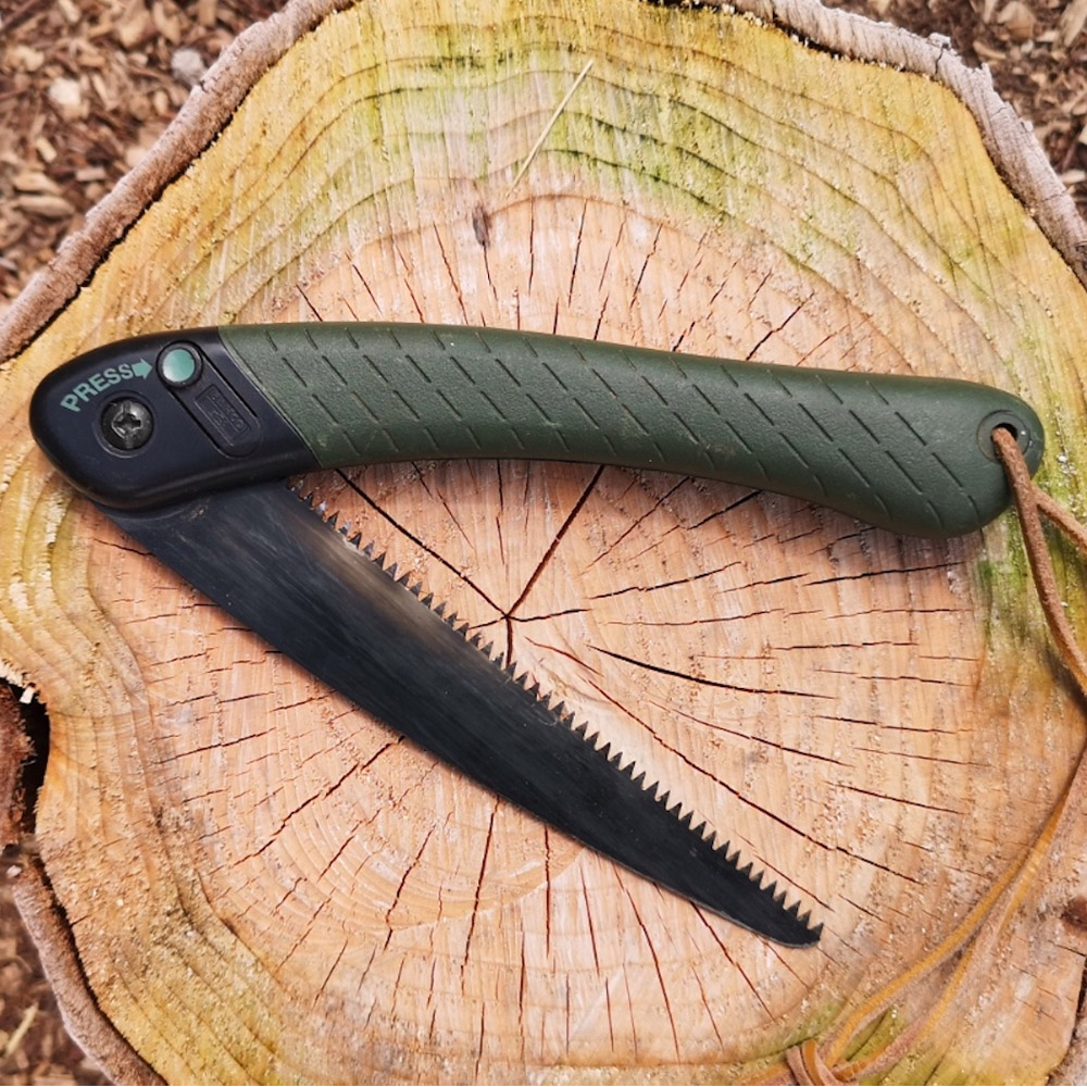 تجهیزات ضروری کمپینگ و آفرود: راهنمای انتخاب ابزار حرفهای BAHCO برای ماجراجویی با خودرو معرفی اره تاشو کمپینگ BAHCO