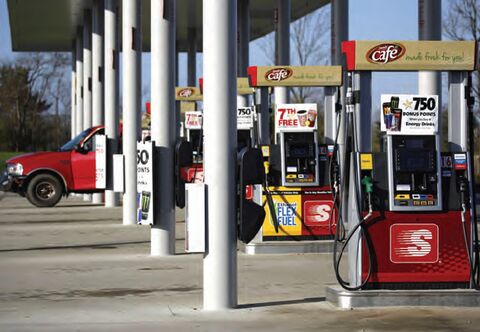 اثر معکوس تحریم‌های نفتی بر بازار آمریکا