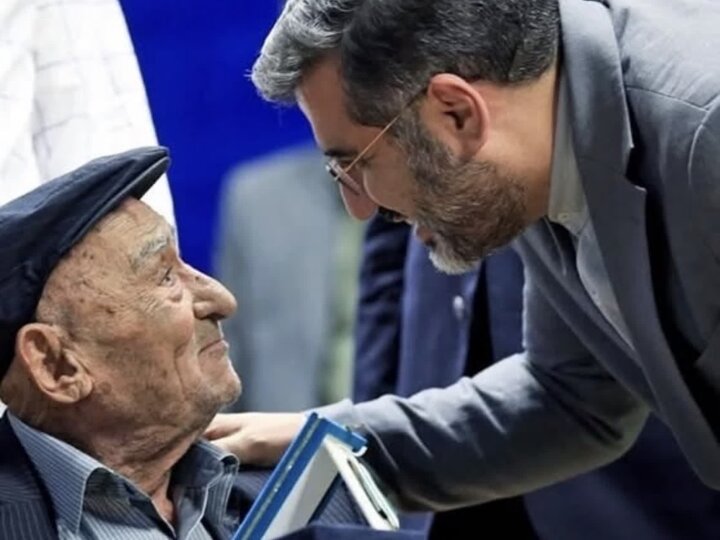 استاد نامدار کاشی معرق ایران حسین مصدق زاده درگذشت