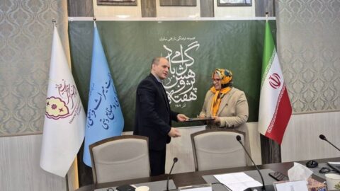 سومین نشست هفته پژوهش نیاوران به بررسی بافته‌ها و دوخت‌های سنتی کاخ‌ موزه صاحبقرانیه اختصاص یافت