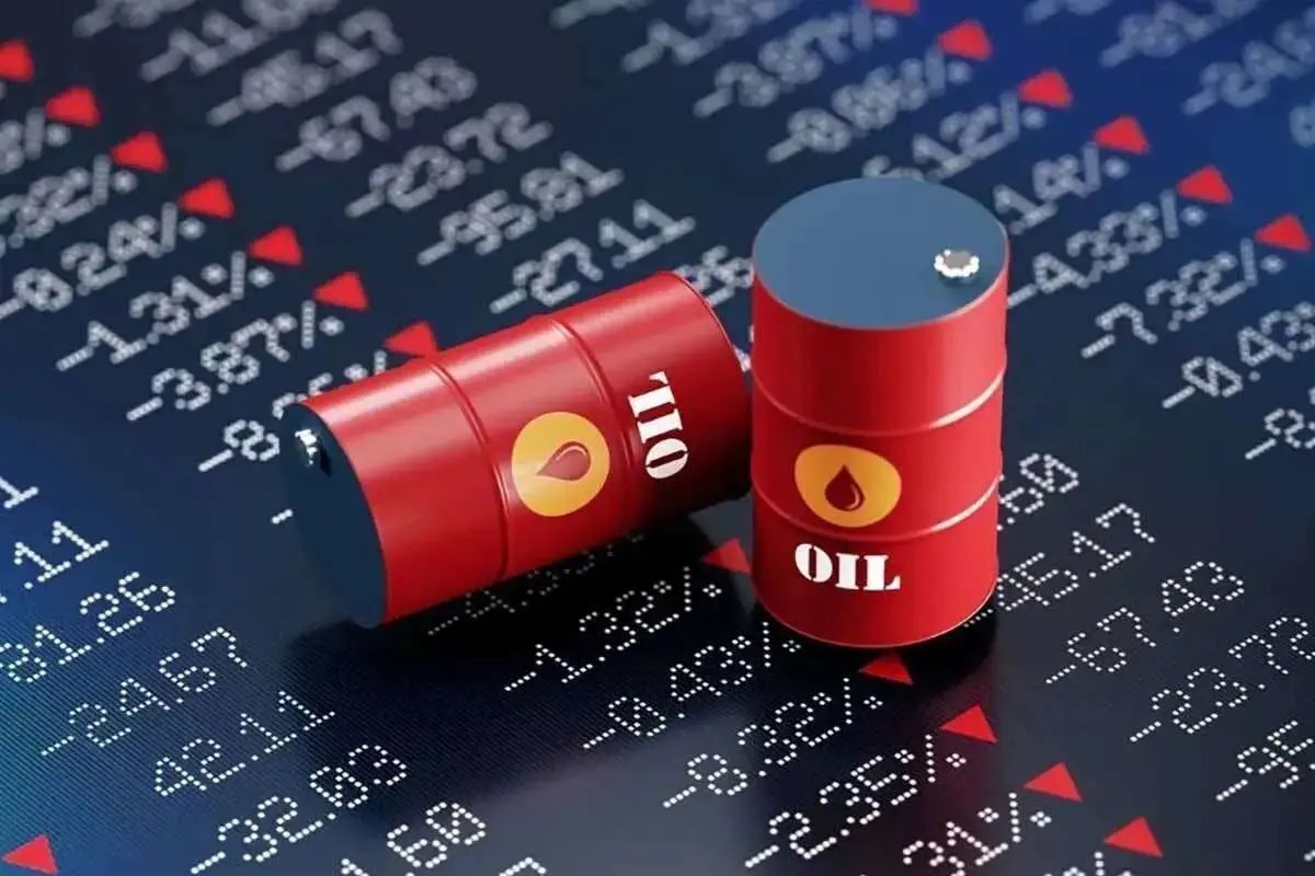 قیمت جهانی نفت امروز سه شنبه ۱۸ آذر ۱۴۰۴ / افت دوباره قیمت جهانی نفت در معاملات