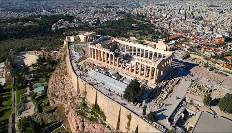 یونان در آستانه جهش بزرگ گردشگری/ پروازهای جدید و رکوردشکنی درآمدها در ۲۰۲۵