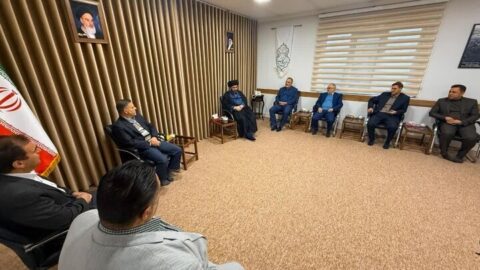 هم‌افزایی مسئولان و همراهی مردم، کلید عبور از چالش‌هاست