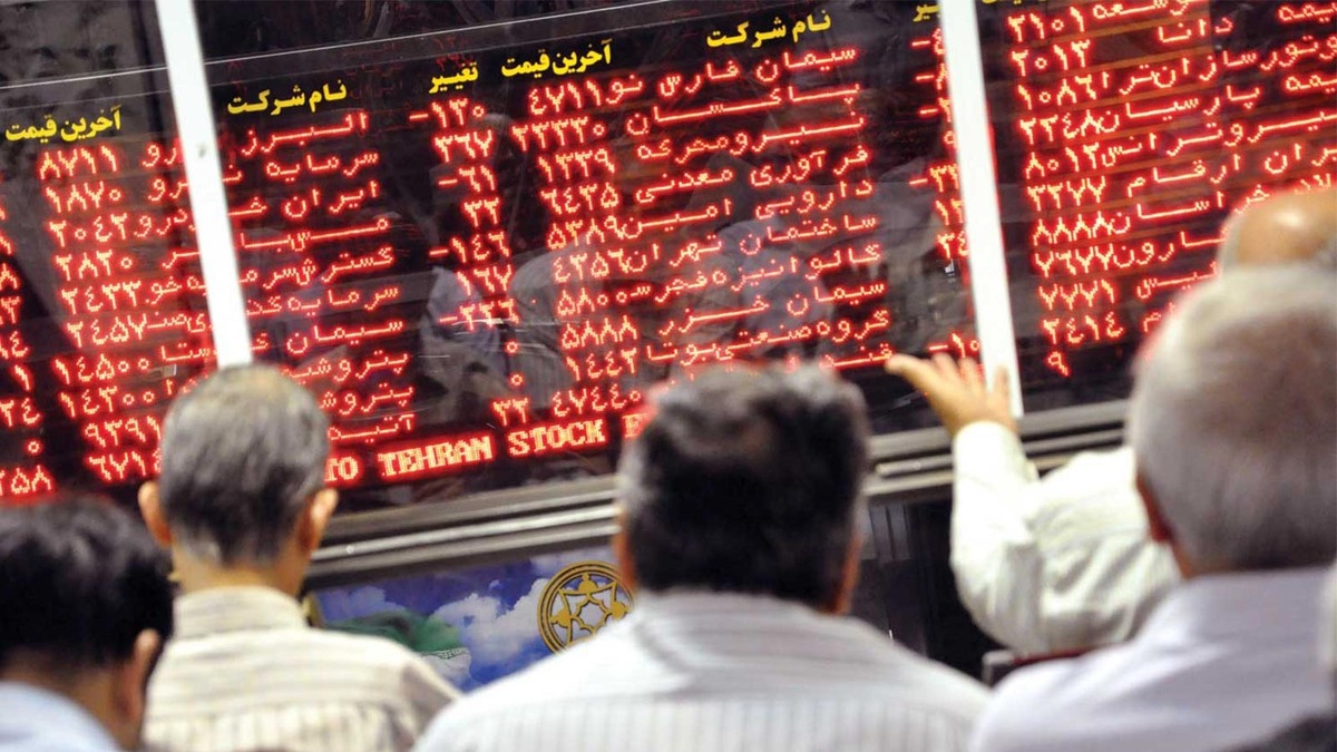 بورس در حوالی ۴ میلیون واحد / شاخص کل بورس به کف روانی رسید