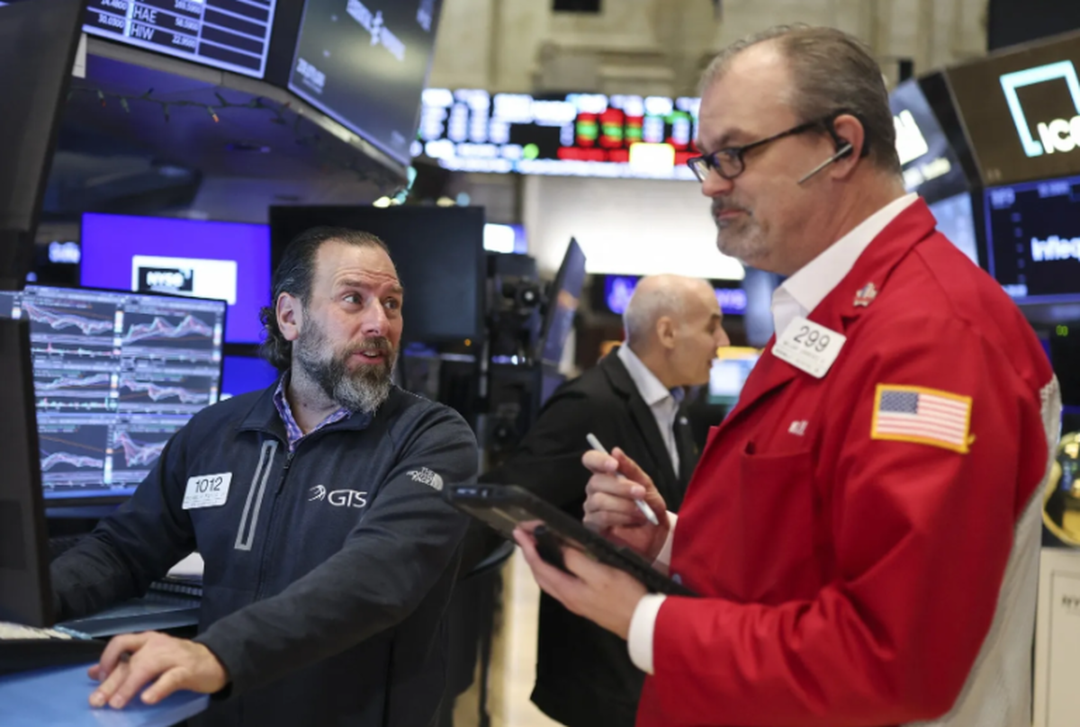 جهش بورس آسیا و رشد بیت‌کوین؛ نفت برنت بالای ۷۰ دلار تثبیت شد