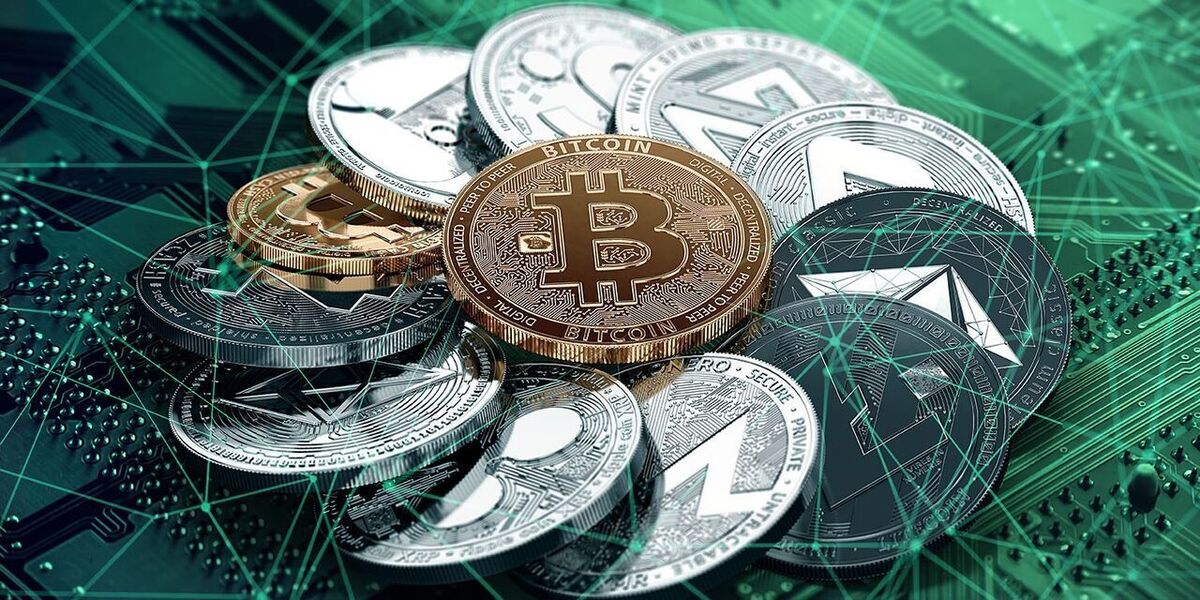 بازخوانی سناریوی ۲۰۲۲ برای ارزهای دیجیتال؛ نفت چه پیامی برای بیت‌کوین دارد؟