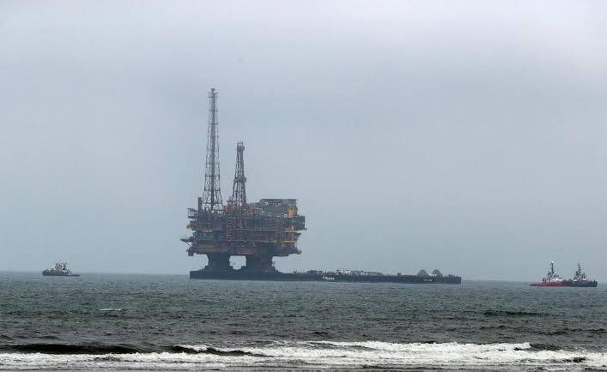 عقب‌نشینی نفت برنت از اوج روزانه