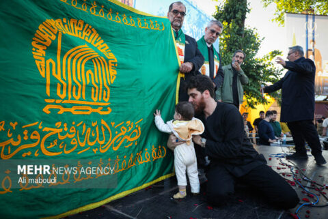 استقبال مردم دلگان از خادمان رضوی