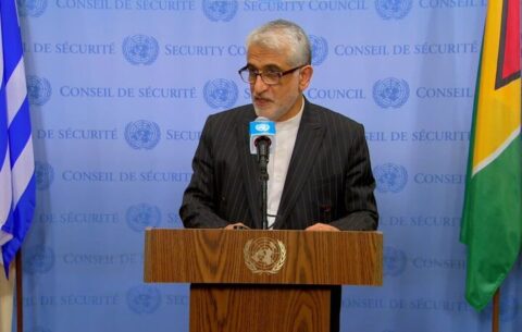 ایروانی: آمریکا مانند دزدان دریایی و تروریستها عمل میکند ایروانی: آمریکا مانند دزدان دریایی و تروریستها عمل میکند