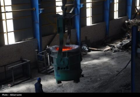 حمله دشمن به تولید، اشتغال کارگران را نشانه گرفته است