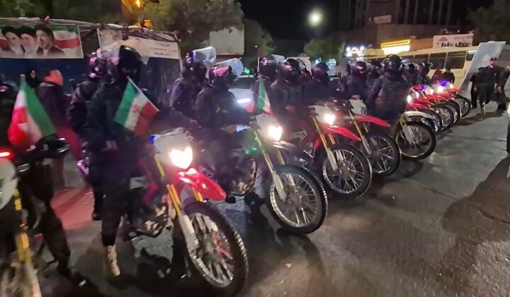 رژه موتوری بسیجیان در قوچان