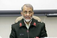 ماهیگیران و تجار به صورت عادی در رودخانه اروند در حال تردد هستند