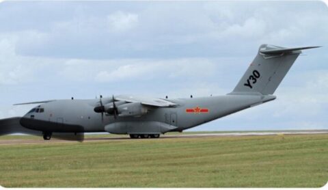 نمایش هواپیمای چینی تاکتیکی با ظرفیت حمل ۳۰ تن بار 