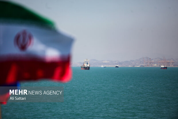 هشدار به خیال‌پردازان در خلیج فارس؛ مجلس در صدد تثبیت نظم در تنگه هرمز