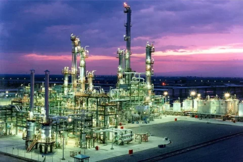 بهبود وضعیت در صنعت پتروشیمی/ ترمیم خسارتهای جنگ در چه مرحلهای است؟ بهبود وضعیت در صنعت پتروشیمی/ ترمیم خسارتهای جنگ در چه مرحلهای است؟
