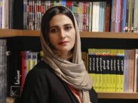 تارا برزی «باران نم‌نم خواهد بارید» را روی صحنه می‌برد