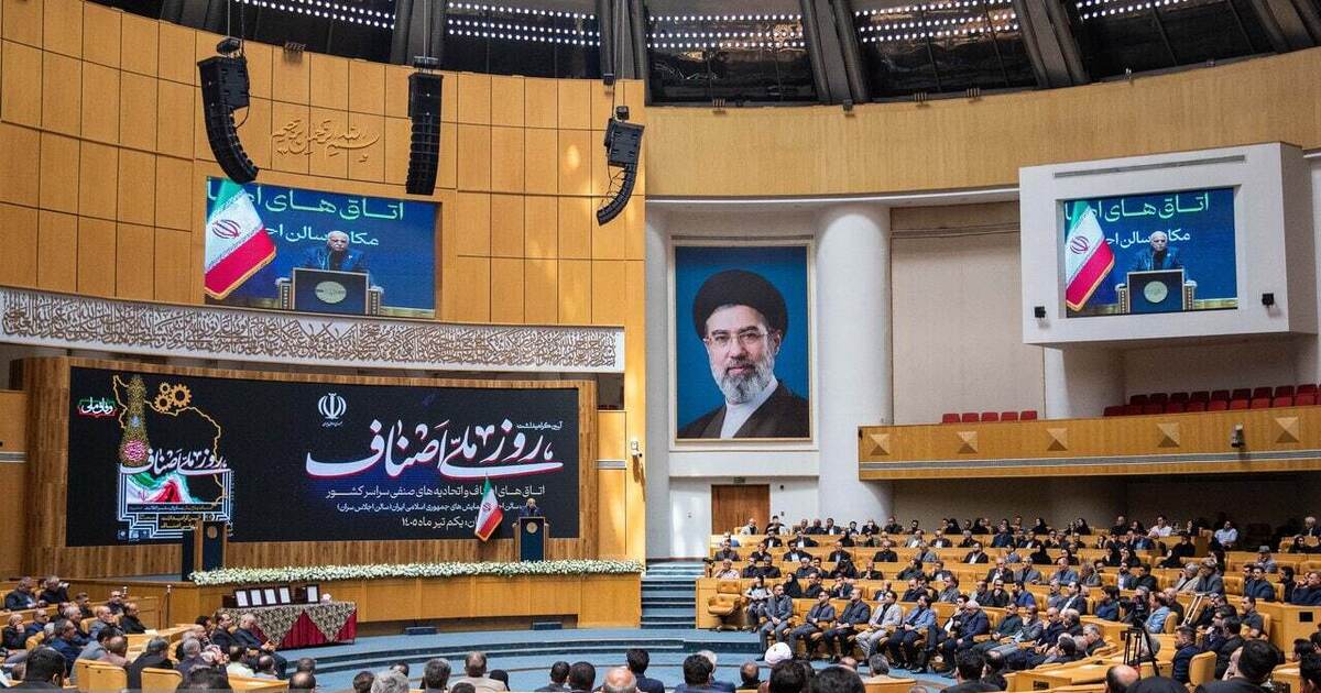 در جنگ کمبود کالا نداشتیم | کاهش قدرت خرید مردم، مهمترین چالش پیش روی اصناف در جنگ کمبود کالا نداشتیم | کاهش قدرت خرید مردم، مهمترین چالش پیش روی اصناف