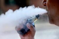 سیگار الکترونیکی با استفاده بیشتر سمی‌تر می‌شود