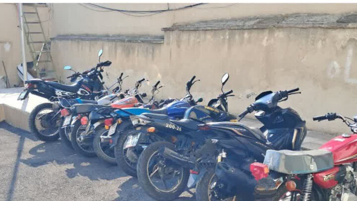 توقیف ۳۷ دستگاه خودرو و موتورسیکلت در گرمی