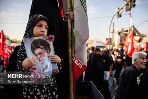 ثبت تشییع رهبر شهید به عنوان بزرگترین رویداد مردمی ثبت تشییع رهبر شهید به عنوان بزرگترین رویداد مردمی