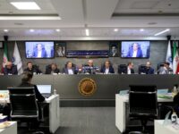 مدنی‌زاده: روش فعلی قیمت‌گذاری دارو پاسخگو نیست | همتی: محدودیت بانکی صادرکنندگان عراق رفع می‌شود