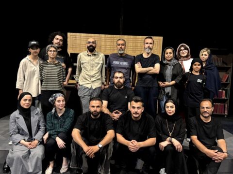 معرفی بازیگران نمایش «دستان او» معرفی بازیگران نمایش «دستان او»