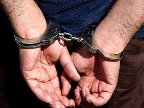۳ حفار غیرمجاز حین کندن چاه ۷ متری کنار امامزاده کاشان دستگیر شدند ۳ حفار غیرمجاز حین کندن چاه ۷ متری کنار امامزاده کاشان دستگیر شدند
