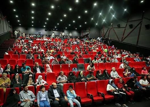 رشد ۳۰ درصدی مخاطبان و فروش ۴۳ میلیاردی سینما در آخرین هفته مردادماه
