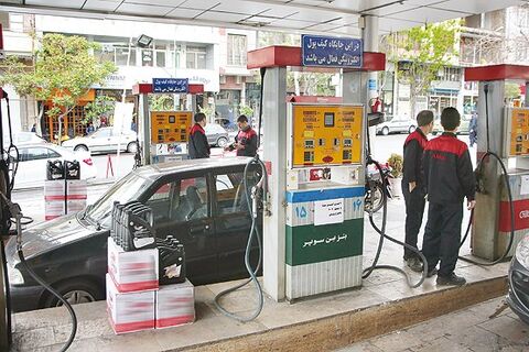 پنج ماه تاخیر در پرداخت حق‌العمل جایگاه‌های سوخت