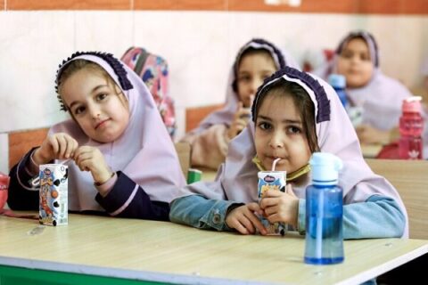 آیا امسال دانش آموزان در مدرسه «شیر» می خورند!