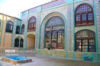 شاهکار کاشی‌نگاری در حصار رطوبت؛ تکیه معاون‌الملک در انتظار بودجه ملی