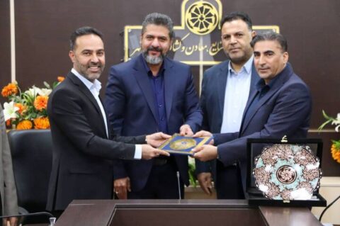 زامل منیعاوی مشاور اجرایی انجمن واردکنندگان خودرو استان خوزستان شد زامل منیعاوی مشاور اجرایی انجمن واردکنندگان خودرو استان خوزستان شد