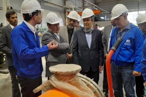معاون وزیر صمت از واحدهای تولیدی قزوین بازدید کرد معاون وزیر صمت از واحدهای تولیدی قزوین بازدید کرد